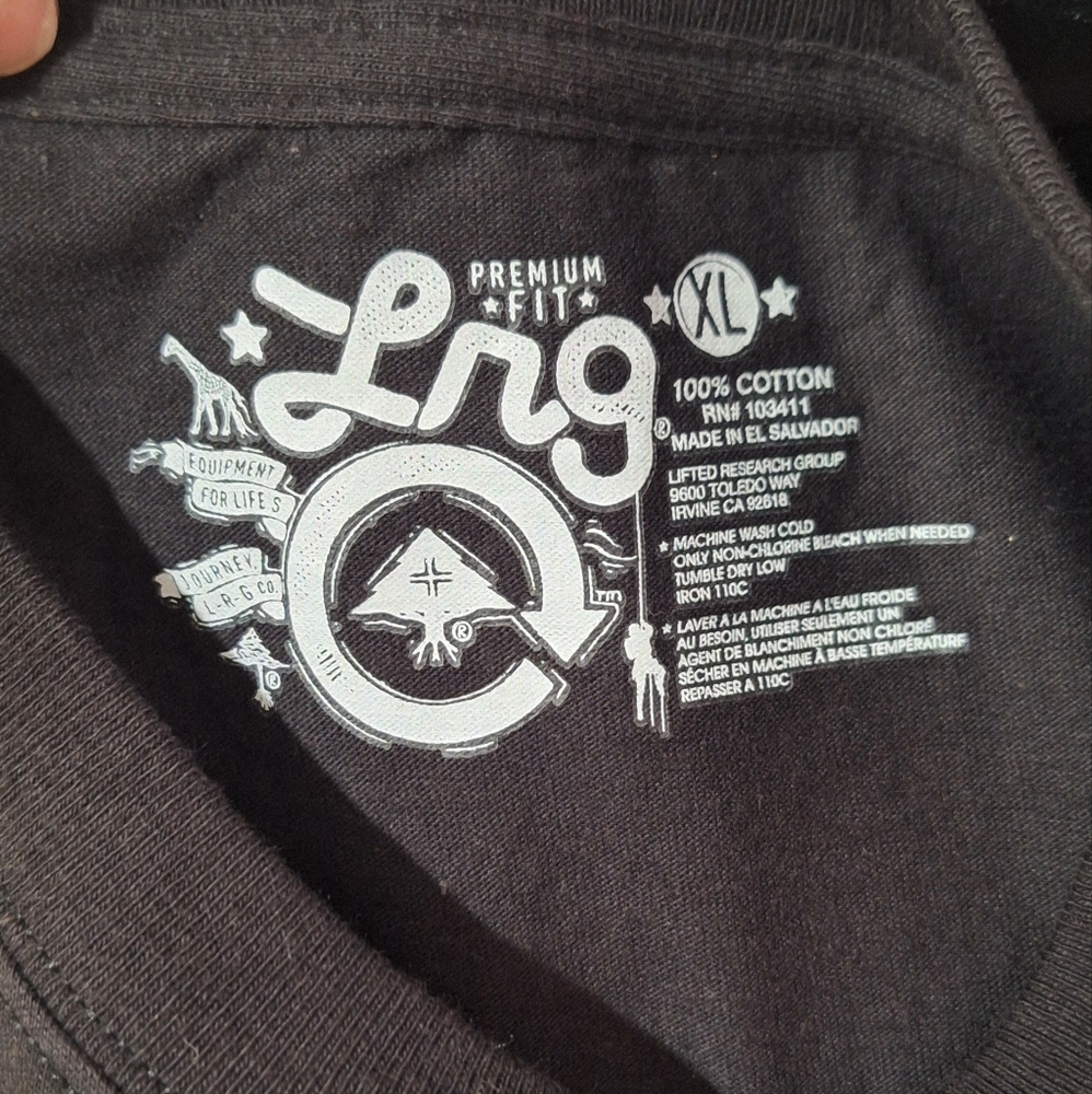 NWOT Black LRG Men's T-Shirt - Picture 3 of 3